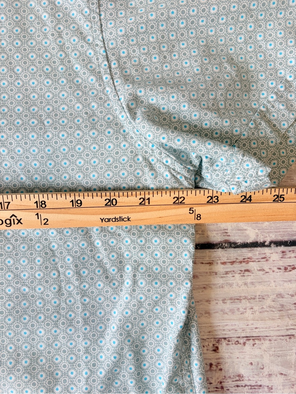 Denim & Flower Short Sleeve Button-Down Shirt in Light Mint Green Geo Print XL - Picture 3 of 10